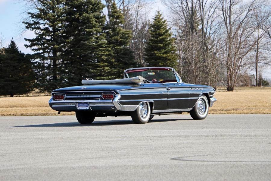  Buick Electra 225 Convertible (4867) 1961 года  (фото 8 из 10)